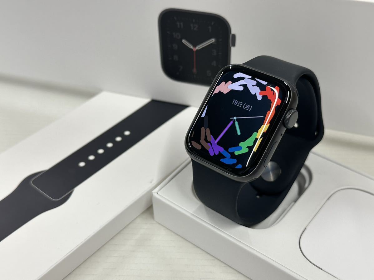 美品】Apple Watch SE 44mmスペースグレイ-