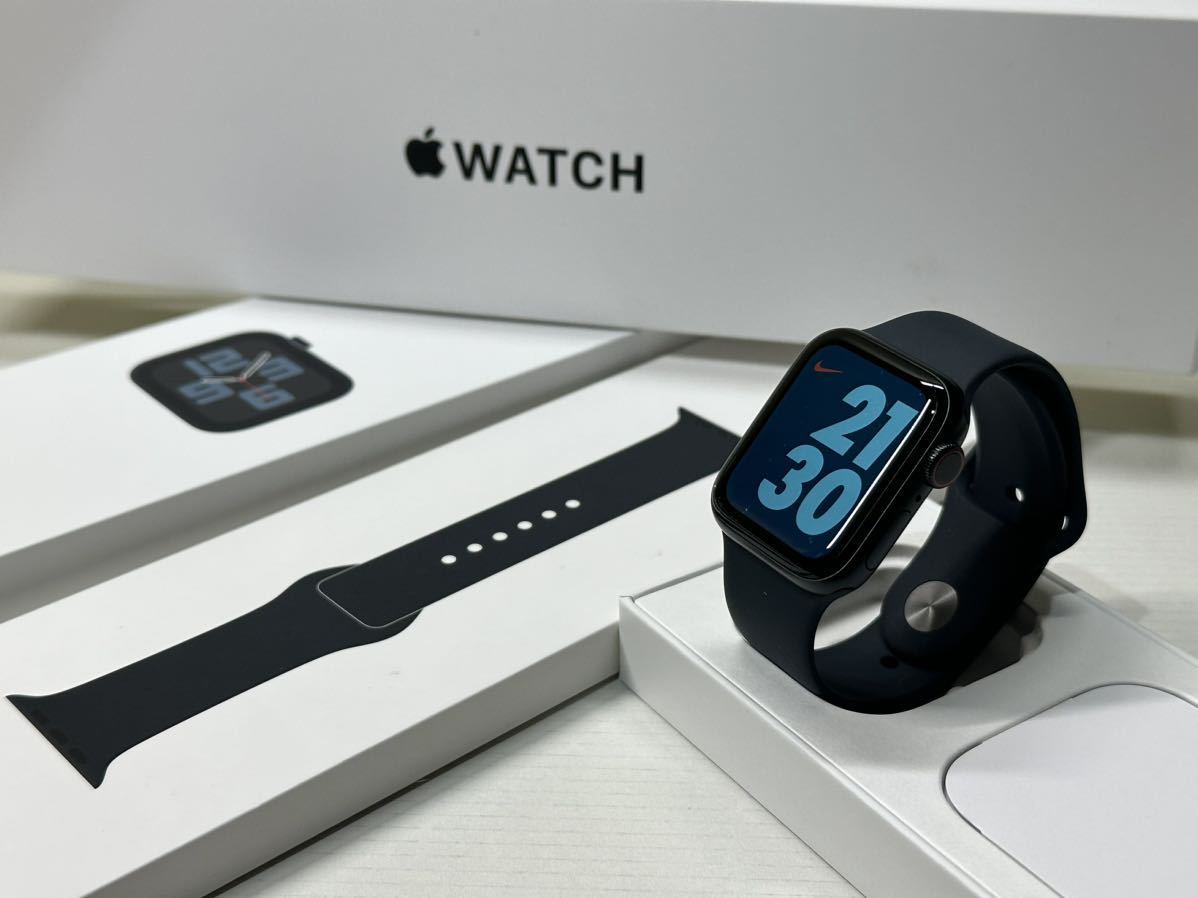☆即決 美品 Apple Watch SE2 44mm ミッドナイトアルミニウム アップル