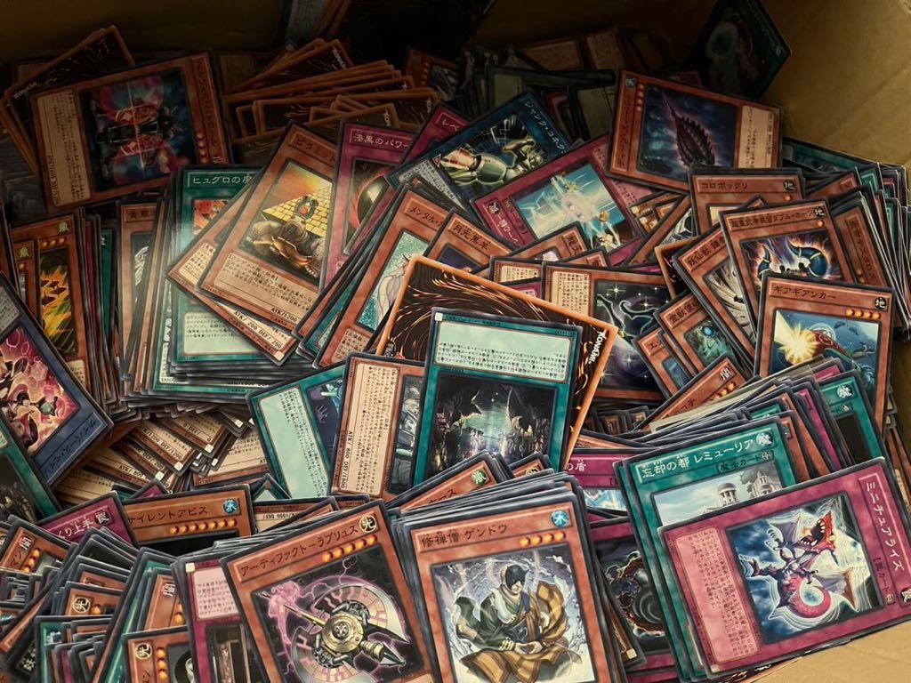 遊戯王大量まとめ売り】初期 レリーフ 20thシークレット ブルーアイズ