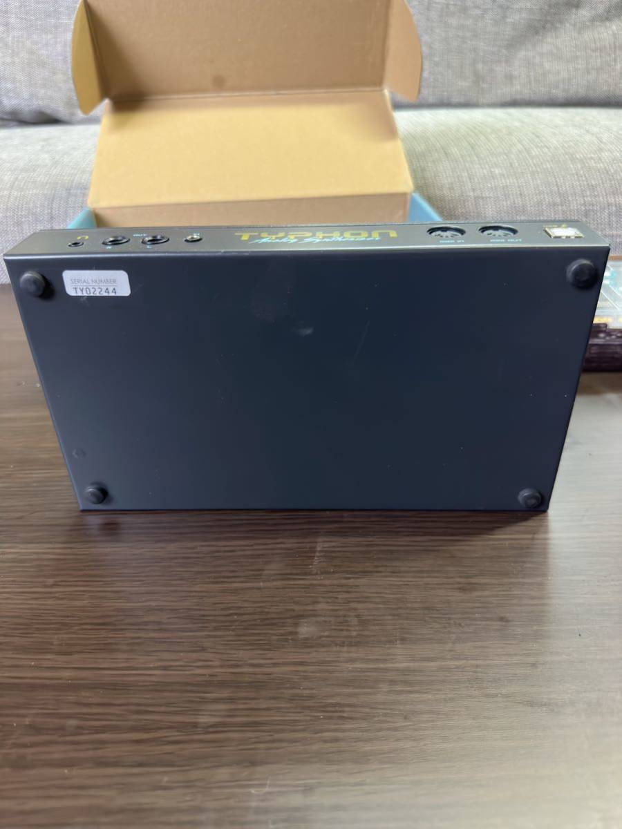 dreadbox TYPHON 美品 室内使用のみ 音太いです | normanhubbard.com