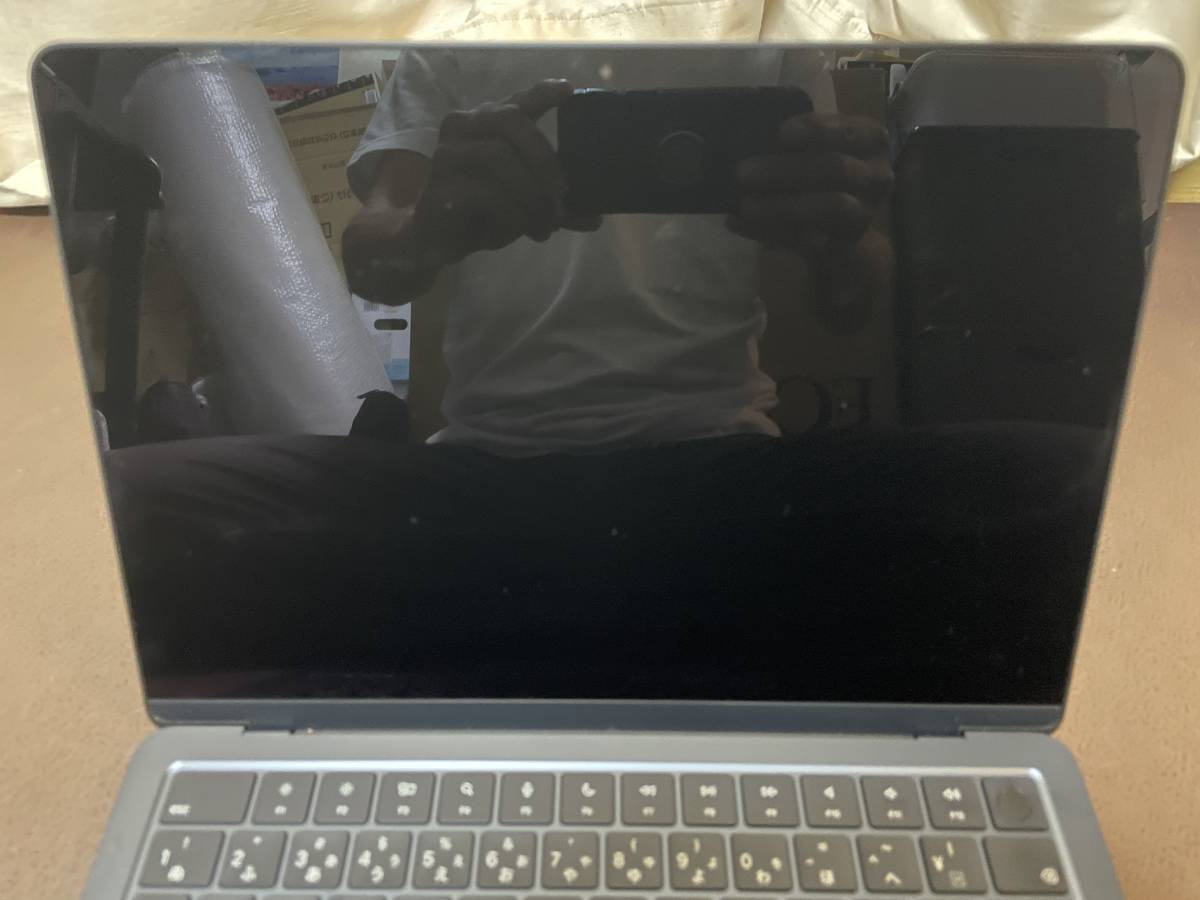 1円~ Apple MacBook Air M2,2022 A2681 中古ジャンク品 部品取り
