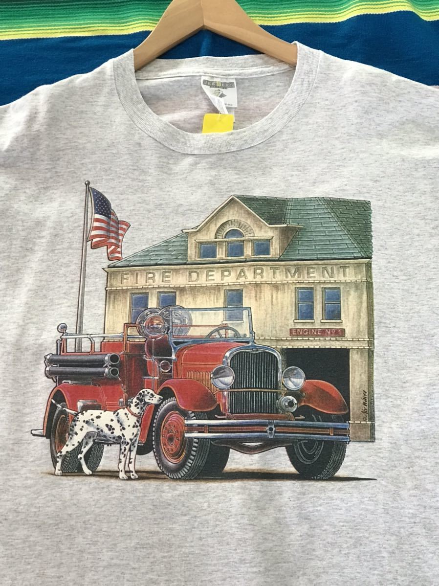 ファッションの Fire Tシャツ 消防 消防士 救急サービス アメリカ