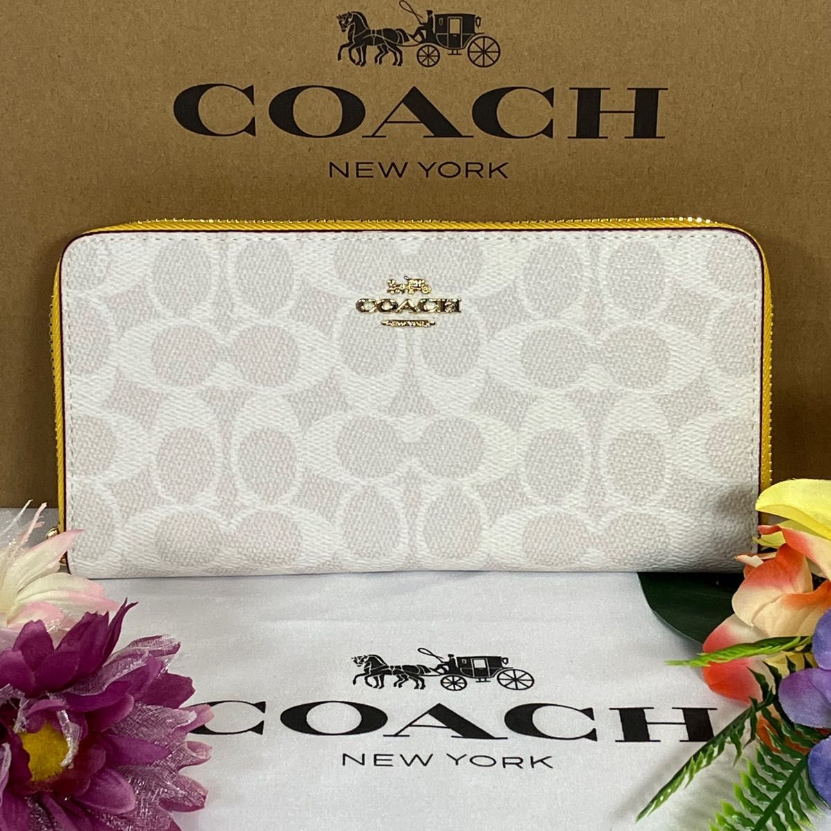 COACH☆ホワイト シグネチャー イエロー 長財布-