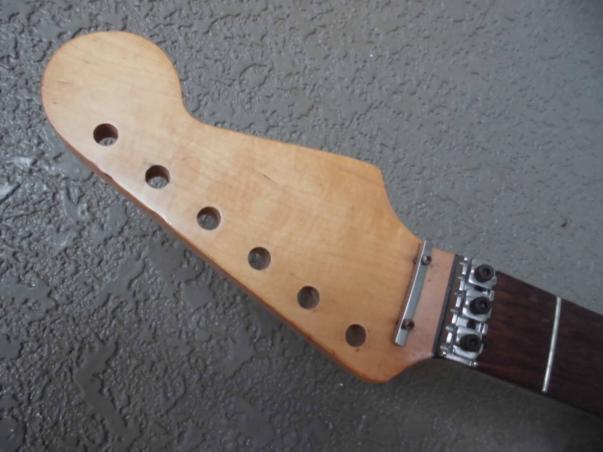 トーカイ ストラトキャスター 改 EMG仕様 1980年代製 Tokai