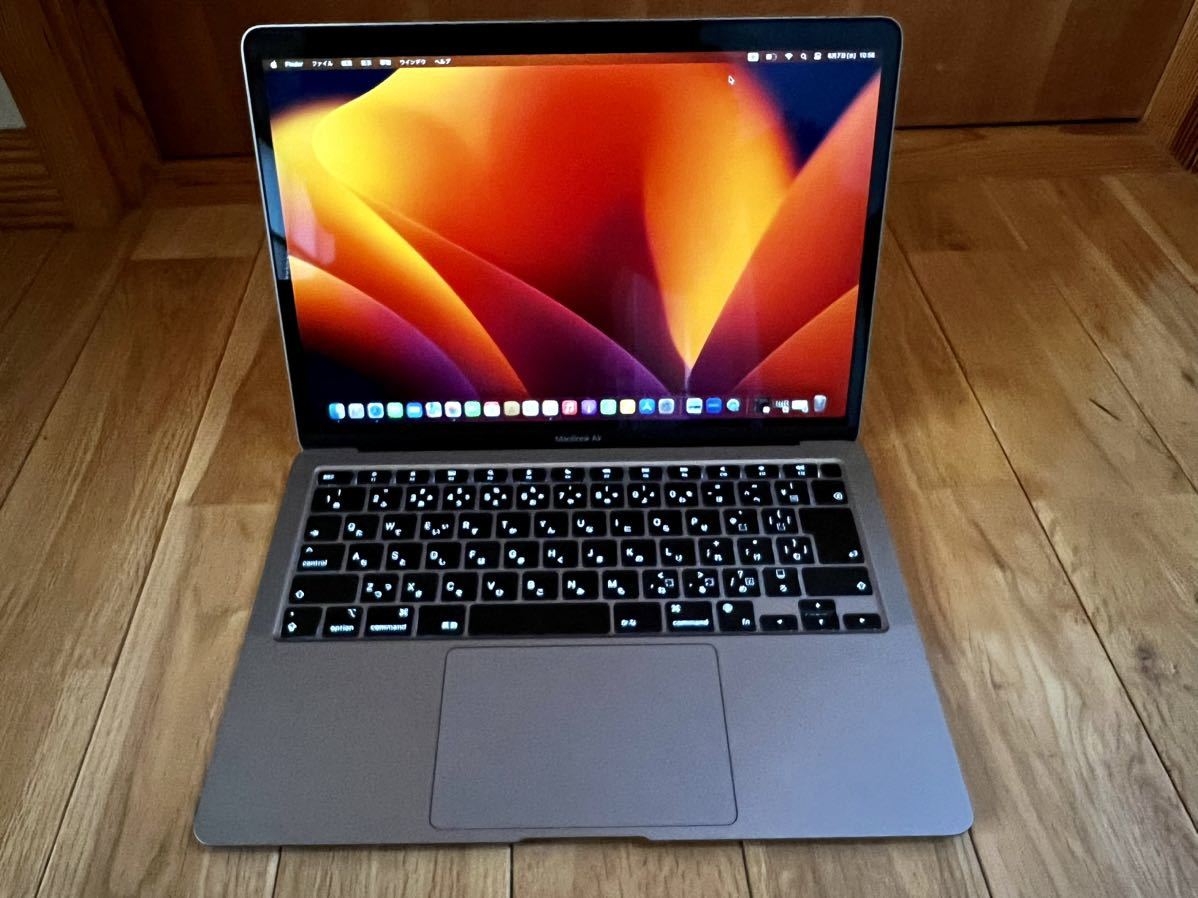 アップル 中古M1チップ搭載MacBook Air - スペースグレイ