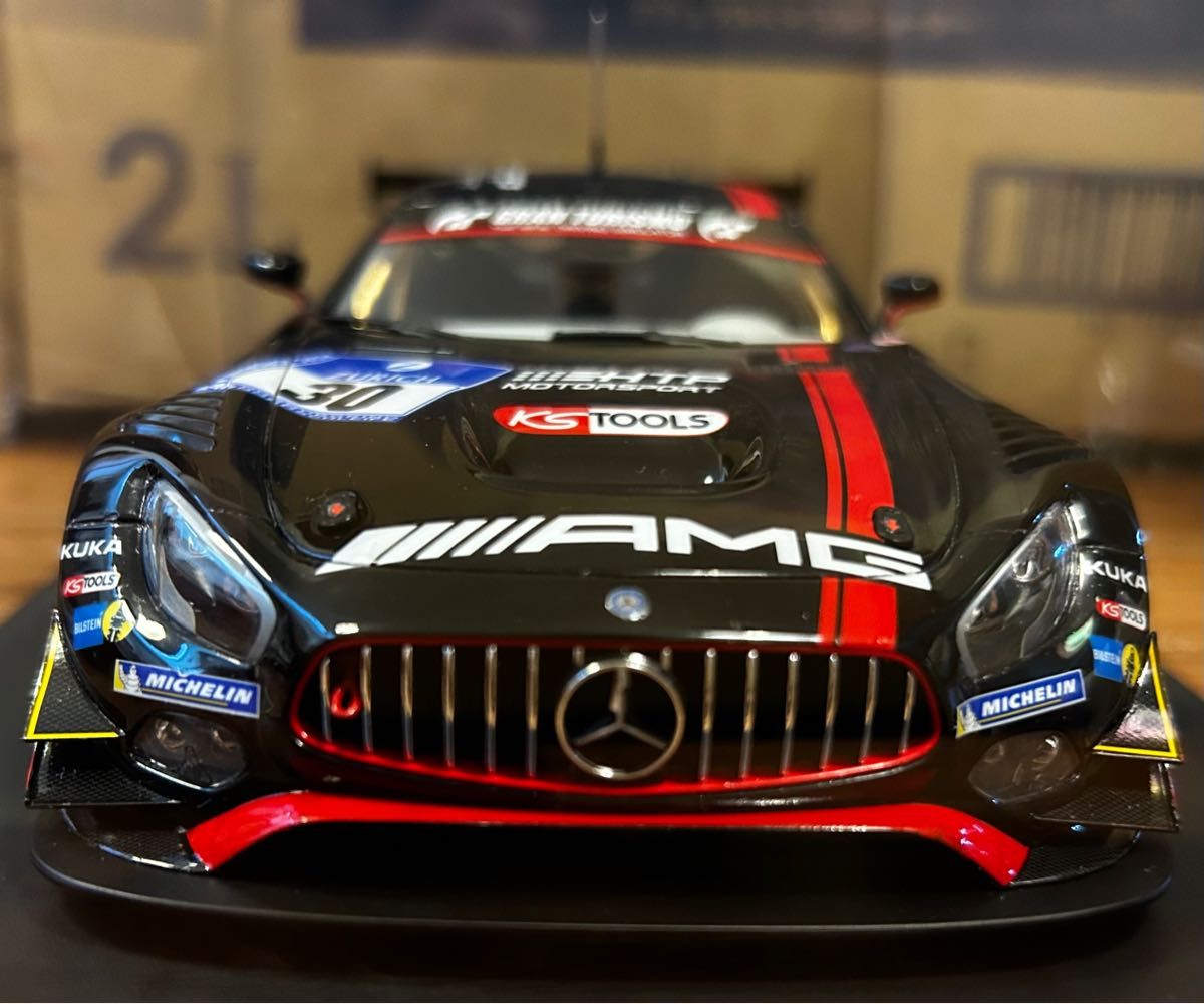 1/24 タミヤ メルセデスAMG GT3 & アオシマ 200ハイエース