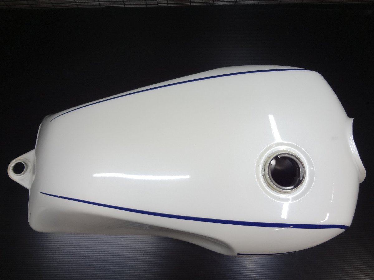 ヤマハ RZ250 美品 ガソリン燃料タンク 状態良 (エンジン350cc 4U0