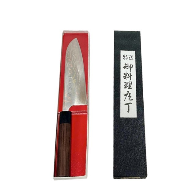 越前数馬作 青二鋼 有色17層ダマスカス 宝刀8 三徳包丁180mm 紫檀八角