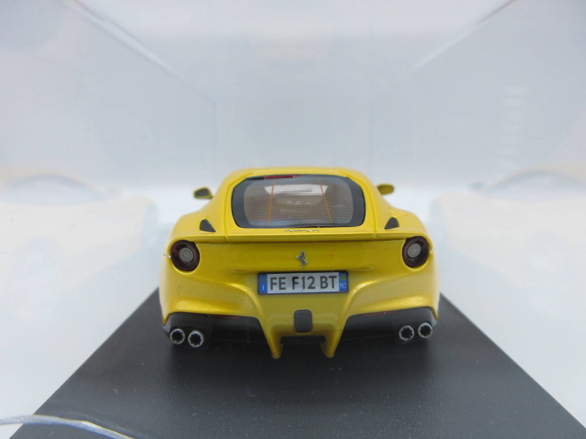 1/43 ルックスマート フェラーリ Ferrari F12 ベルリネッタ Berlinetta　ディーラー特注 ミニカー　イエロー　Giallo Tristrato_画像5