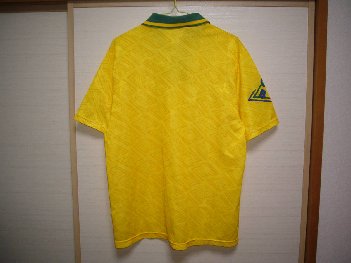 アンブロ 92-93年ブラジル代表ユニフォーム M～Lサイズくらい-