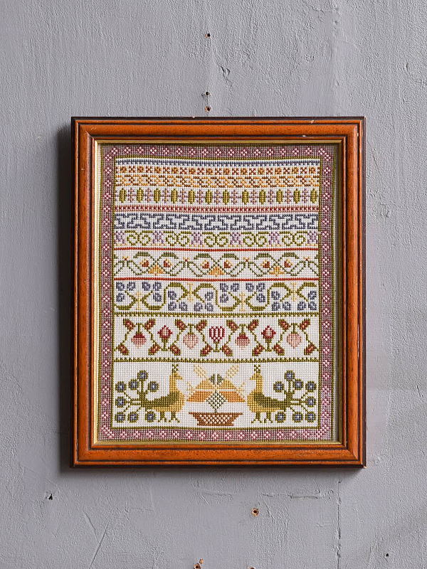 イギリス アンティーク 刺繍サンプラー クロスステッチ　11690