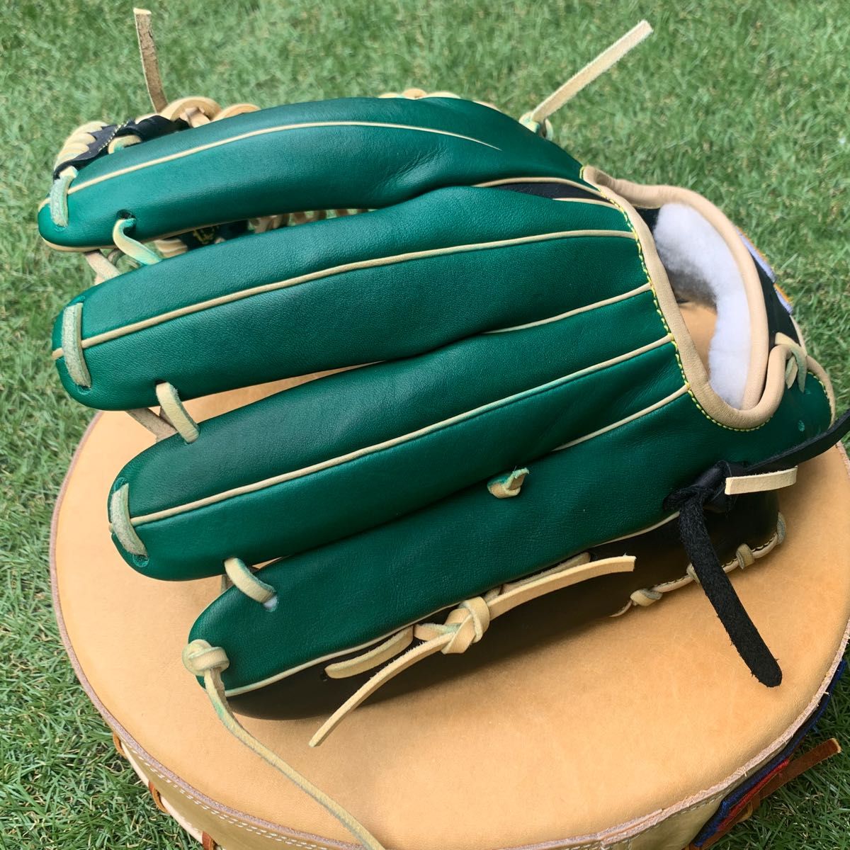 新品未使用型付け済み【久保田スラッガー】軟式グラブ 限定 浅村 新品未使用型付け済み【久保田スラッガー】軟式グラブ 限定 浅村