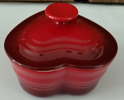 未使用 LE CREUSET ルクルーゼ ラムカンダムール 蓋付 チェリーレッド ハート型　ラムカン・ダムール レッド ル・クルーゼ