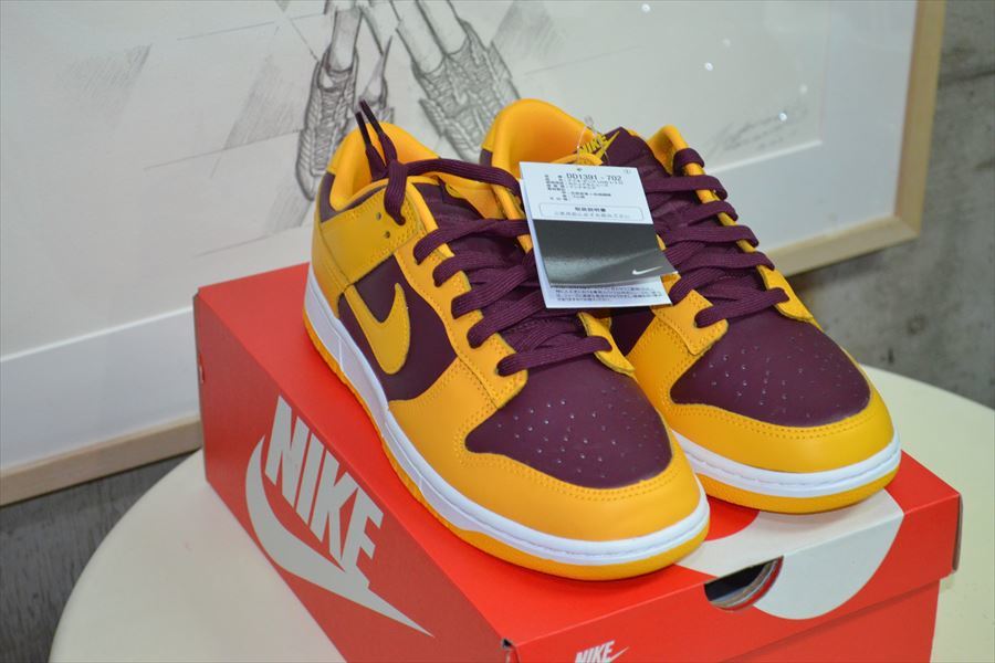 2022特集 ナイキ NIKE DUNK ダンク LOW レトロ 紺黄 スニーカー
