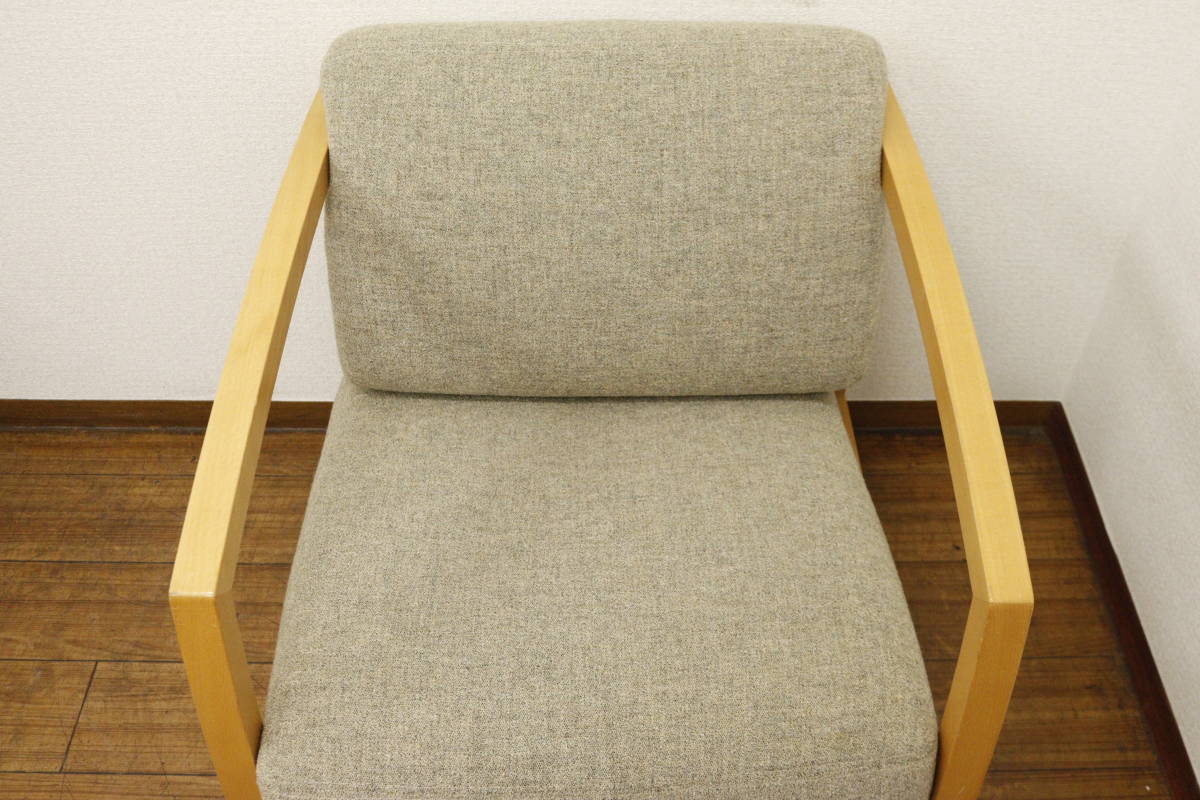 【引取可/福岡市博多区】STUA MALENA ArmChair/スチュア マレーナ アームチェアー 1Pソファ ラウンジ系 チェアー 前脚キャスター付 8C766_画像3