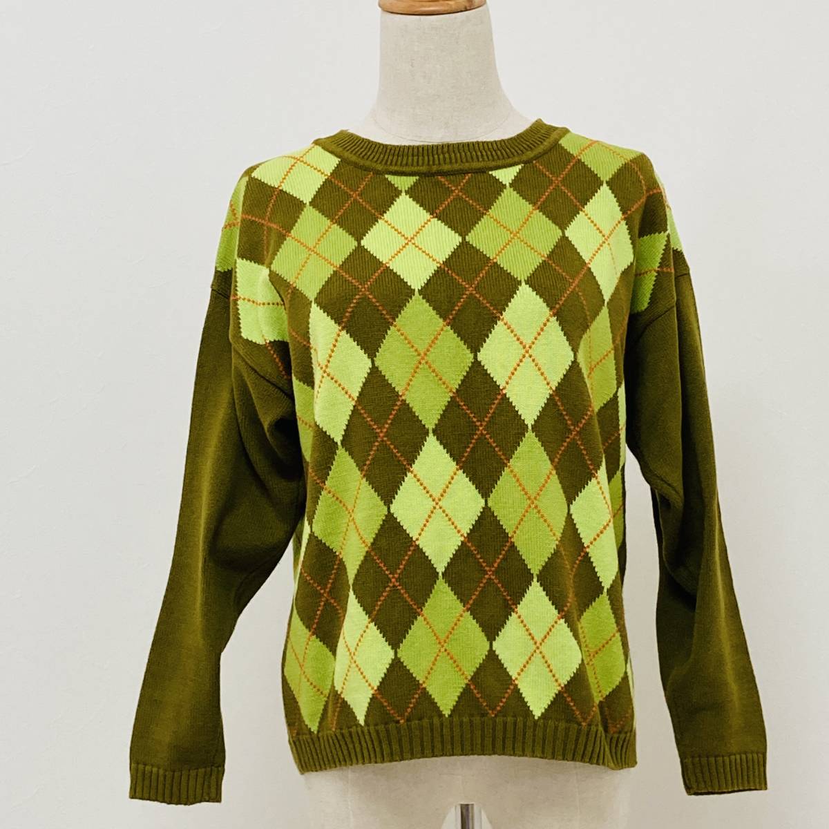 a01604 beautiful goods UNITED COLORS OF BENETTON Benetton long sleeve knitted sweater ound-necked a-ga il green cotton 100% on goods fine quality femi person floral style 