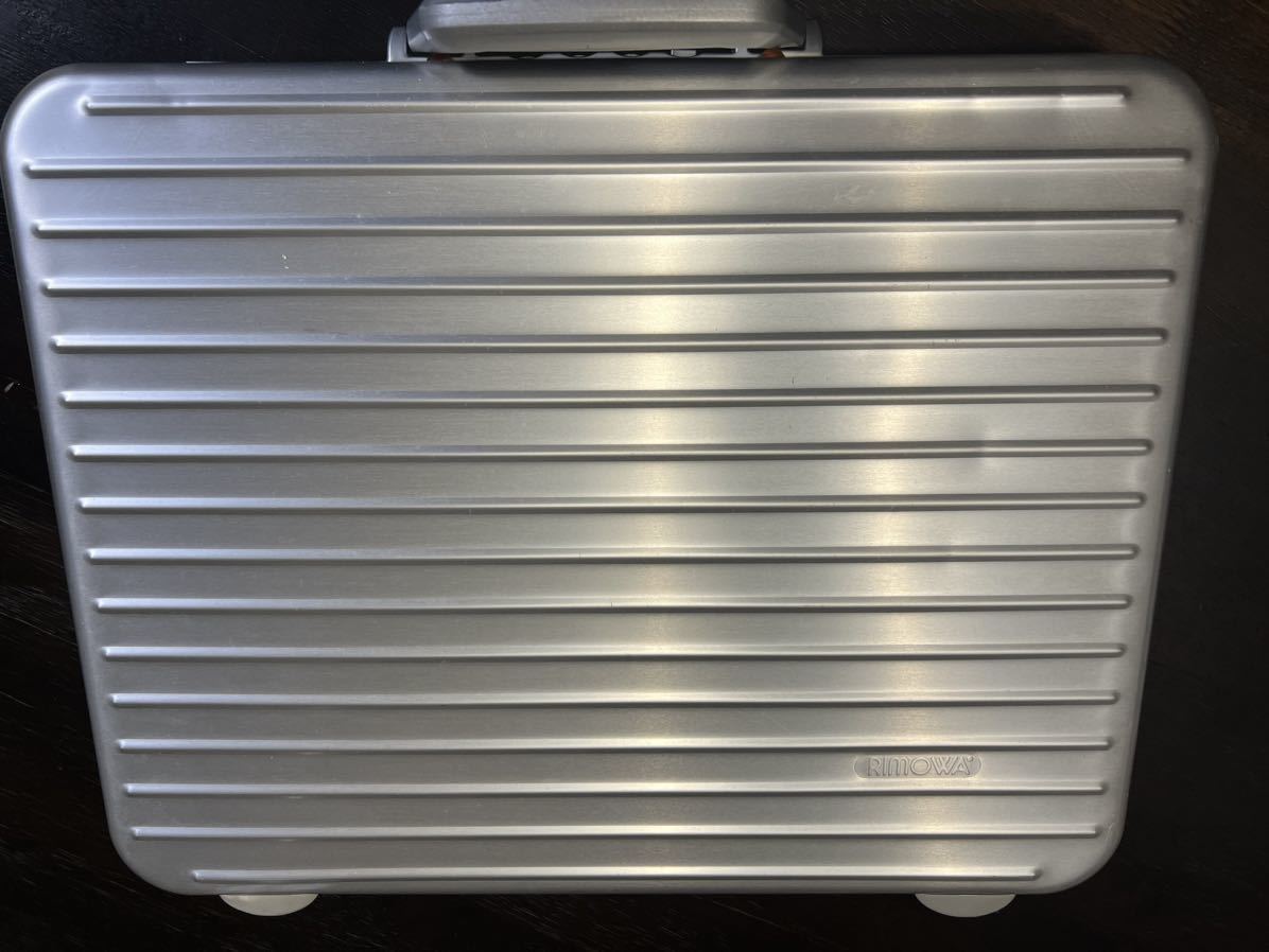  Rimowa out of print attache case silver safe top class flagship model 90407 silver safe 904.07 used Barneys NY buy 