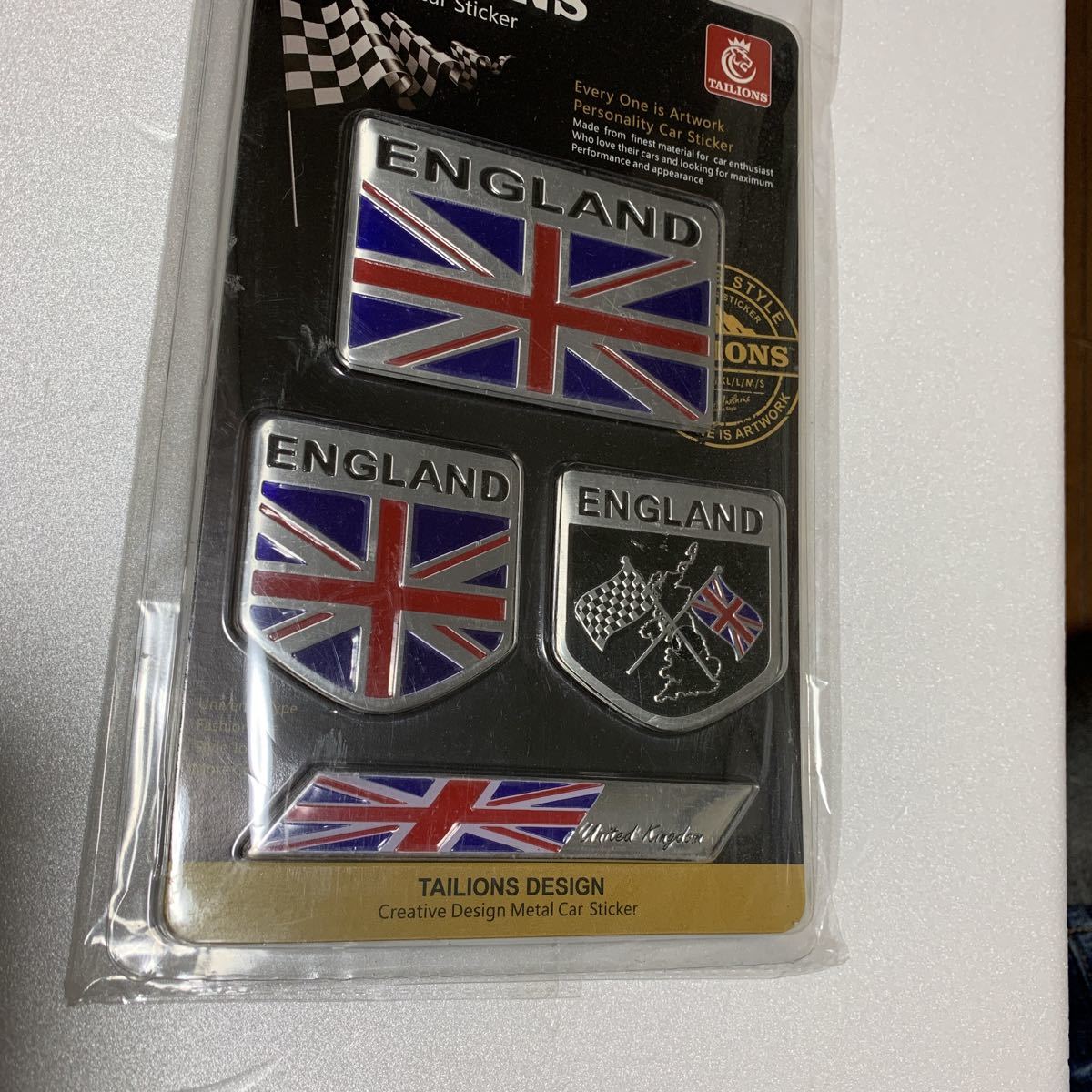 イギリス UK 国旗 ユニオンジャック アルミ製 ステッカー エンブレム シール 4枚セット 新品未使用未開封の画像1