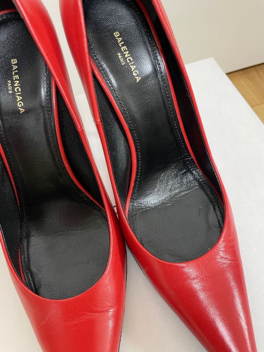 BALENCIAGAバレンシアガ　ポインテッドトゥ　パンプス　ハイヒール　色　レッド　Red 赤サイズ35ハーフ ヒールパンプス