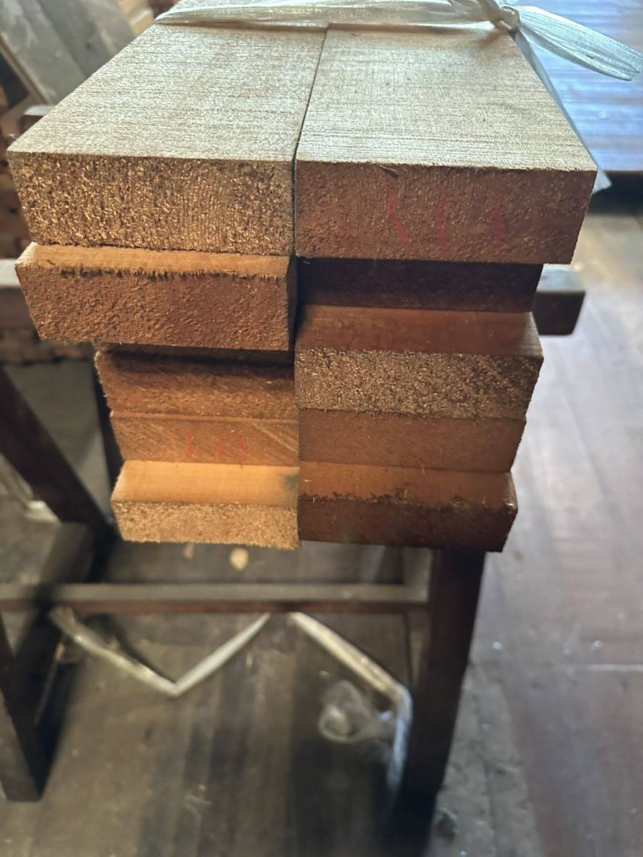 木曽ひのき角材 柾目 赤身90〜105cm×10.5cm程度×3.5cm程度 12本