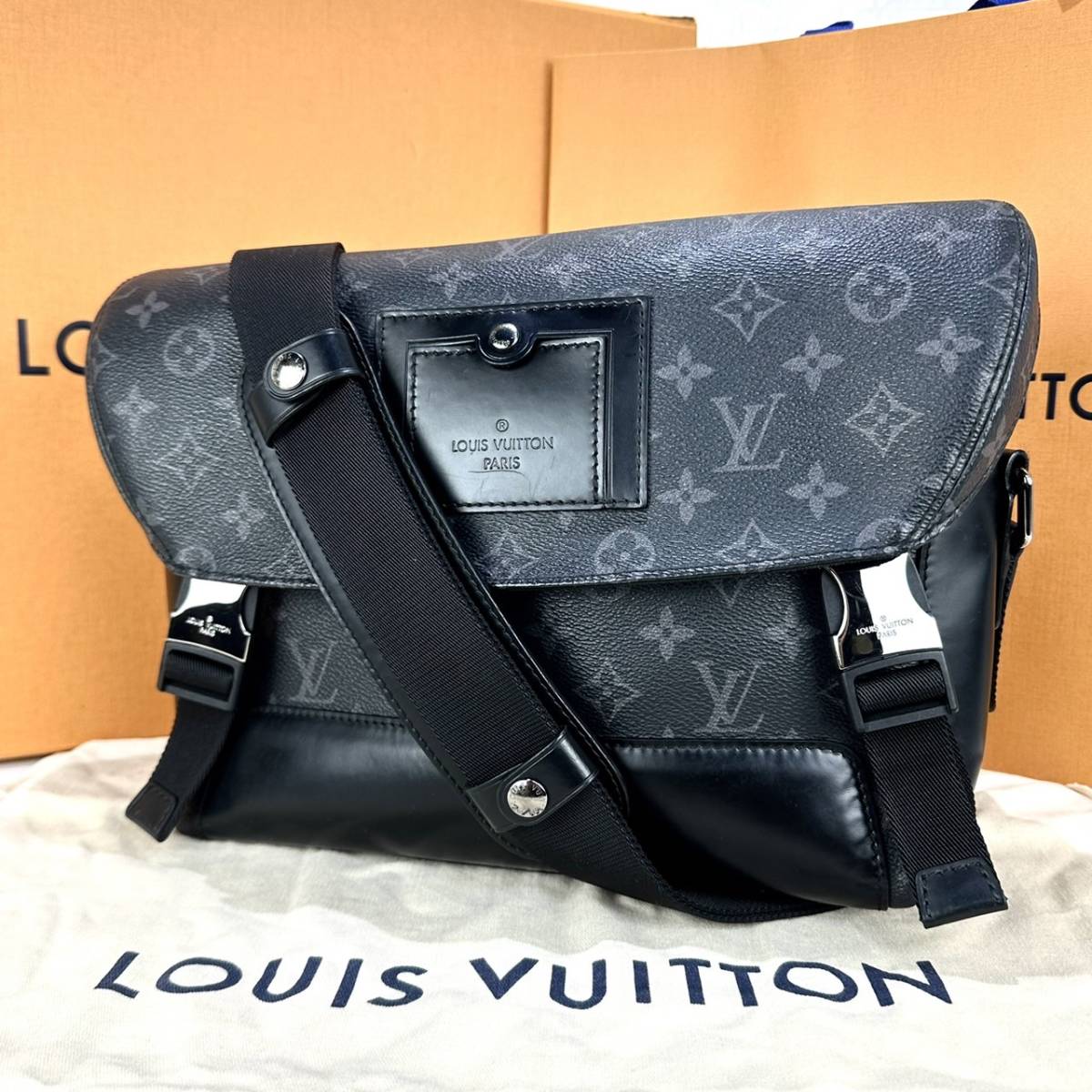 Shop Louis Vuitton MONOGRAM Messenger Pm Voyager (M40511) by EVA-C0L0R