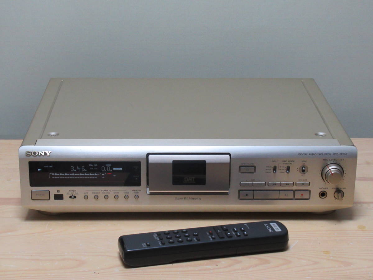 激安の ◇SONY DATデッキ DTC-ZE700 動作保証品◇中古◇リモコン取説