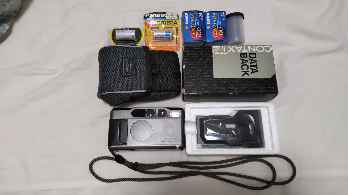 KYOCERA CONTAX T2 データバック フィルム 電池セット|Yahoo KYOCERA CONTAX T2 データバック フィルム 電池セット|Yahoo