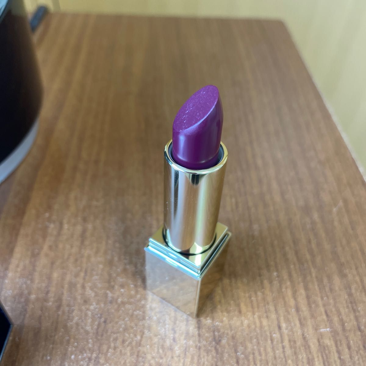 ESTEE LAUDER リップ　口紅