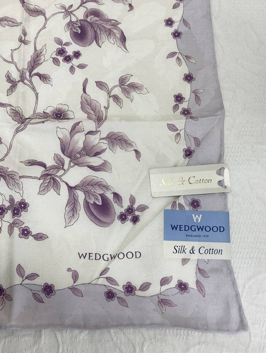 〇 WEDGWOOD ウエッジウッド ハンカチ 大判 Silk&Cotton シルク＆コットン 綿 紫_画像4