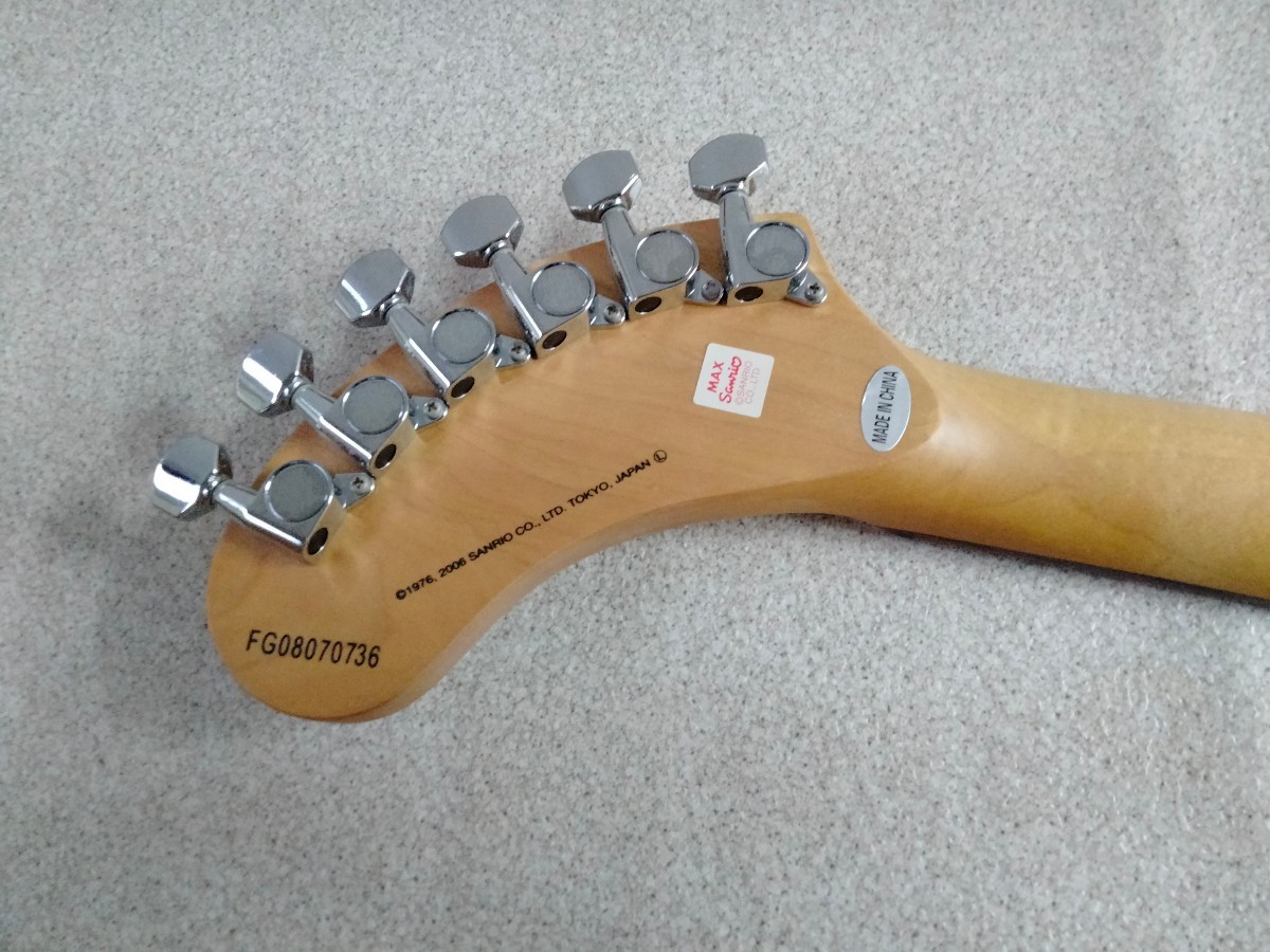 レア フェルナンデス FERNANDES ZO-3 ハローキティバージョン レア フェルナンデス FERNANDES ZO-3 ハローキティバージョン