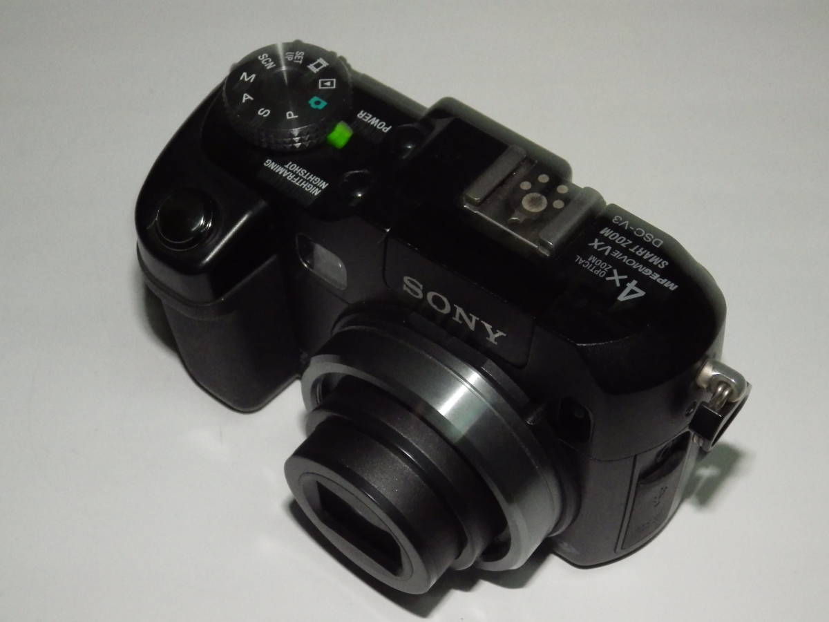 ■美品コンパクトデジカメ SONY Cyber-shot DSC-V3◆ナイトショット◆動作確認済■_画像1