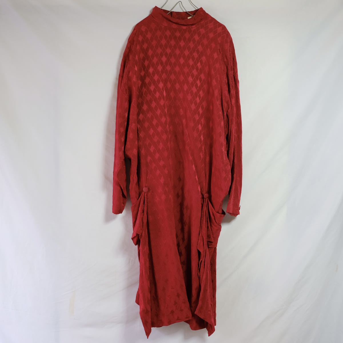 【1960〜70s】ビンテージ　モックネック　オーバーサイズ　総柄　ワンピース　ロングシャツ デザイン　赤　アート