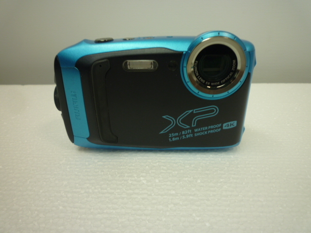富士フィルム FUJIFILM FINEPIX XP140 コンパクトデジタルカメラ 防水