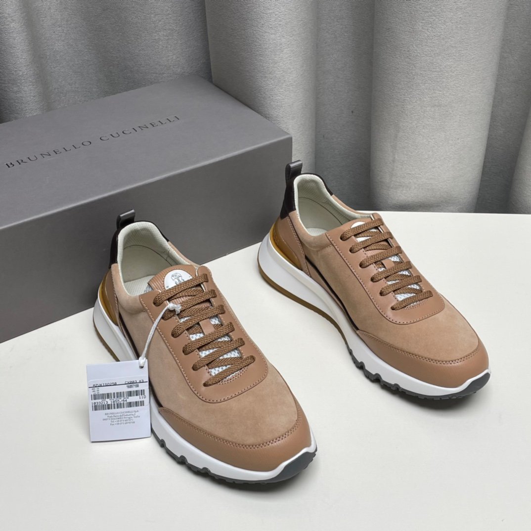 内祝い】 イタリア CUCINELLI スニーカー BRUNELLO ブルネロクチネリ