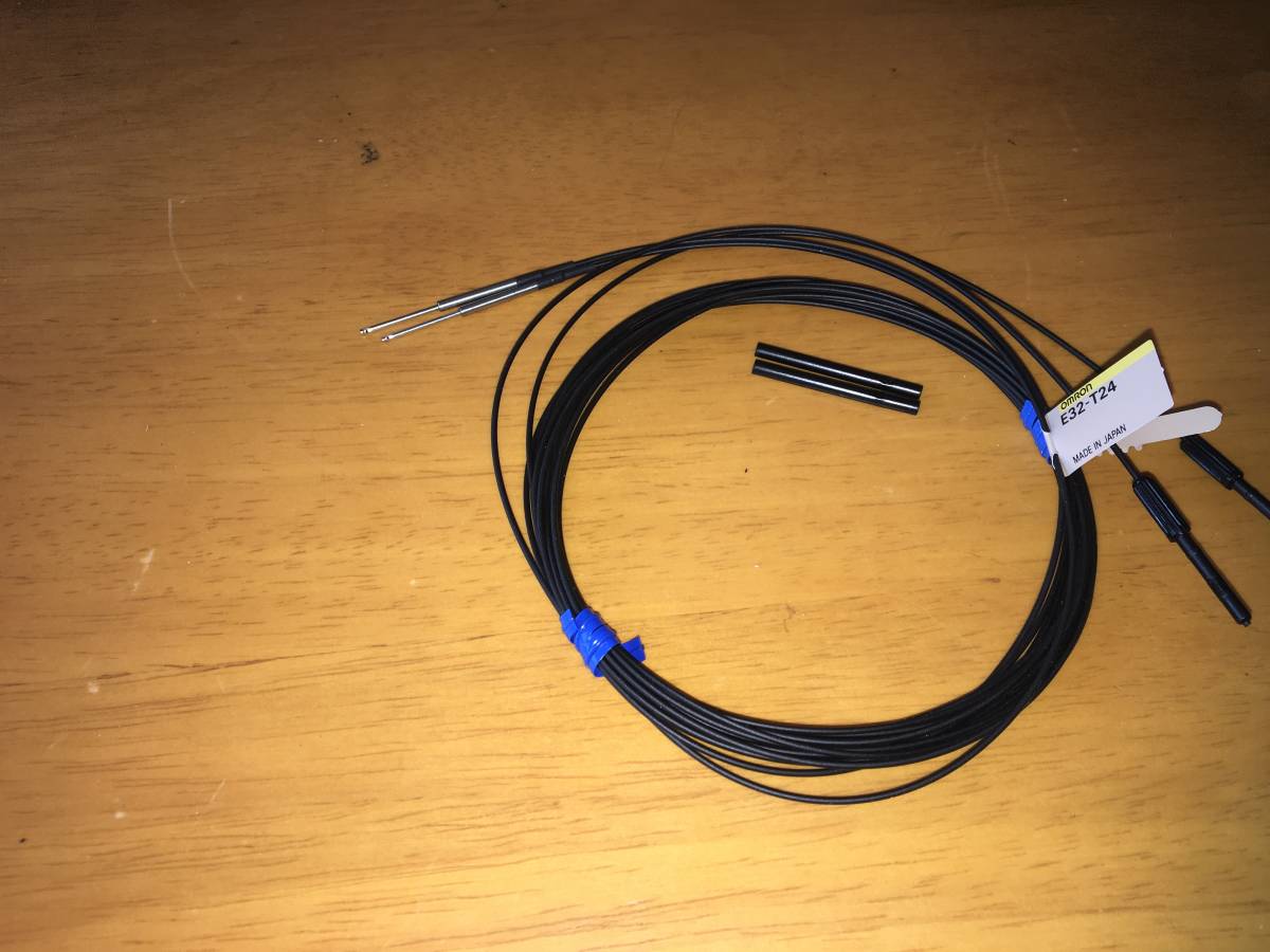 100%正規品 光ファイバーユニット 形E32-T24 2m スイッチ - mienologo.com