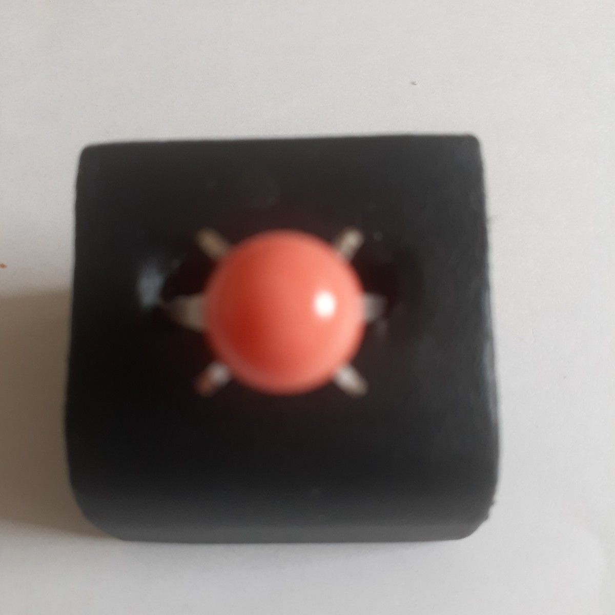 K14WG ピンクサンゴ ミル打ちリング