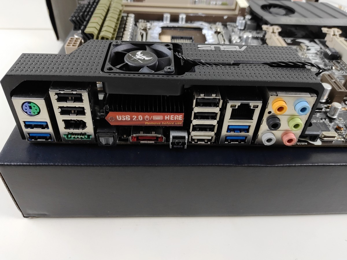 ASUS SABERTOOTH X79 マザーボード パソコン PC | anjale.lk