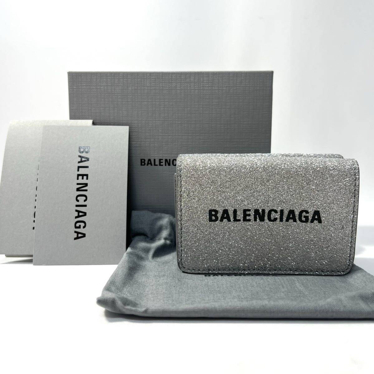 新品特価】 Balenciaga - 送料無料 新品未使用 バレンシアガ 三つ折り