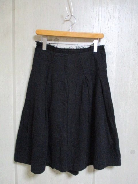 e136　ao daikanyama　アオダイカンヤマ　スカート　サイズ11　黒系　66