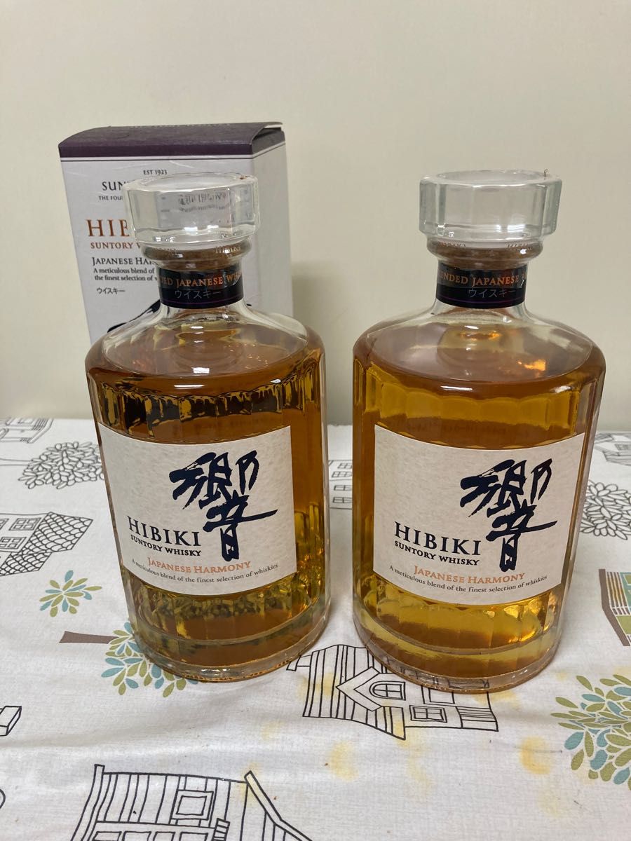 響ジャパニーズハーモニー 700ml 2本 1本のみ化粧箱付き 新品未開封