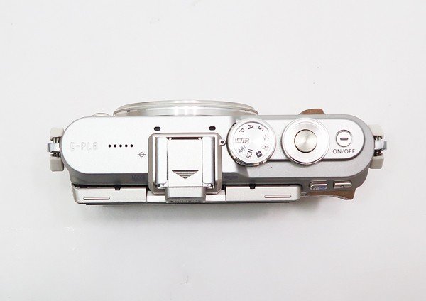 ◇【オリンパス】OLYMPUS PEN E-PL8 EZダブルズームキット ミラーレス