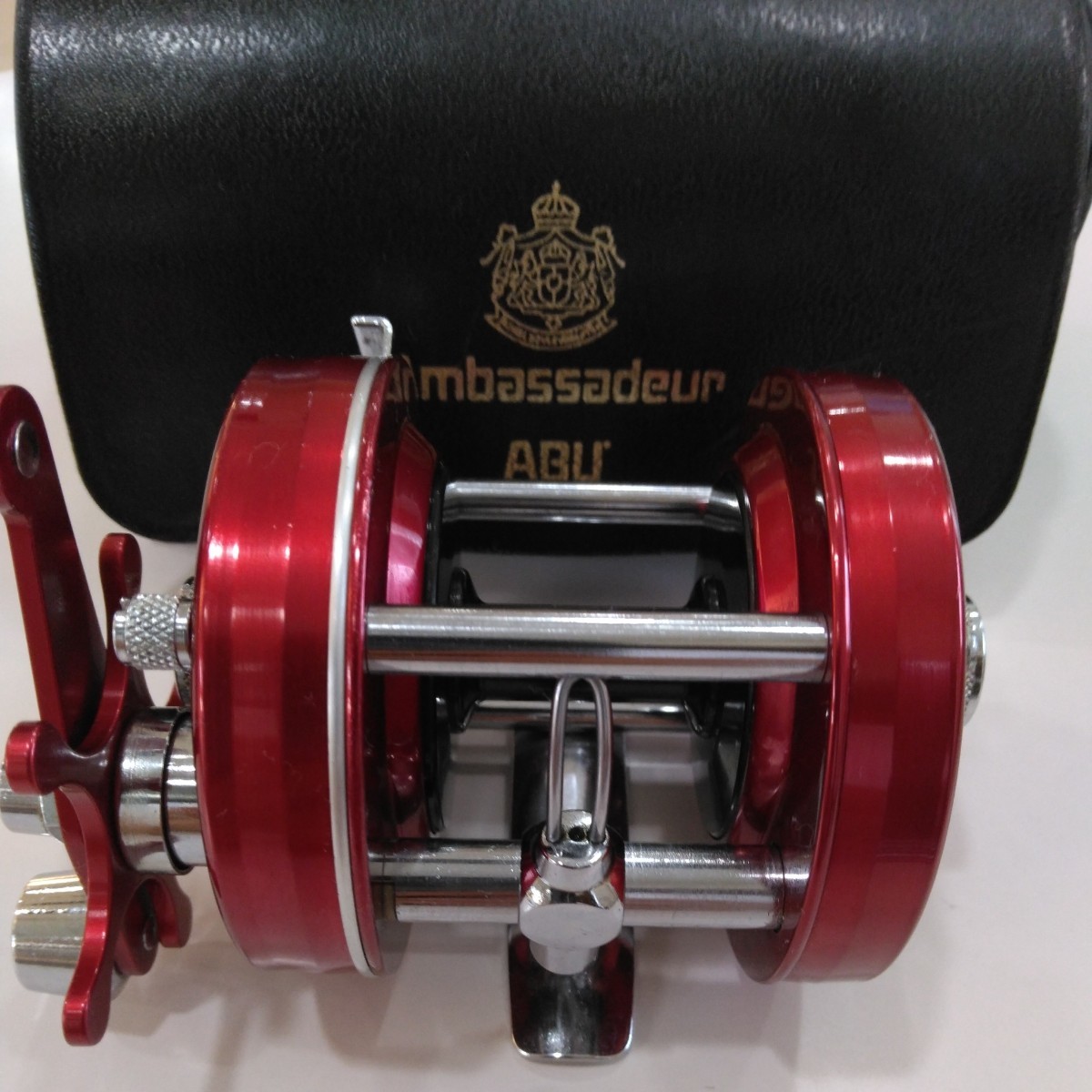 ABU 5000A アブガルシア ambassador ケース付き 2500C 5000 5500 アブ
