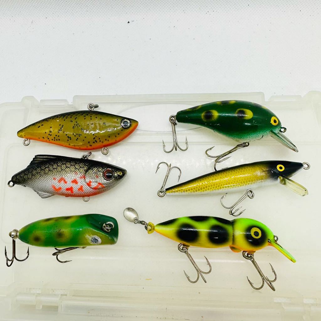 送料無料『バス釣り オールドルアー 15個セット ジャンク品扱い 送料無料『バス釣り オールドルアー 15個セット ジャンク品扱い