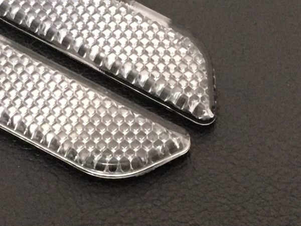 送料無料 反射板 リフレクター リア シルバー サイドバッグ 銀 追突防止用途 フロント フォーク 車 バイク ハーレー ダイナ_アップ画像。