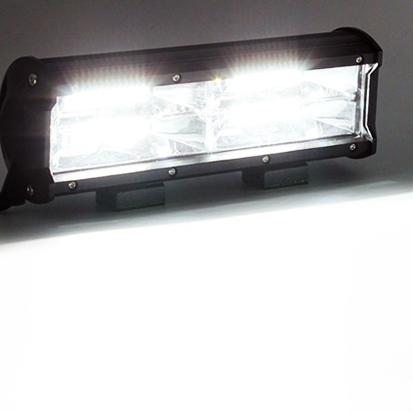 送料込..9インチ 6500K ホワイト 投光器 集魚灯 トラック バイク SUV LED ワークライト 作業灯 144W 農業機械 12V/24V 9C-144W 2個_画像4