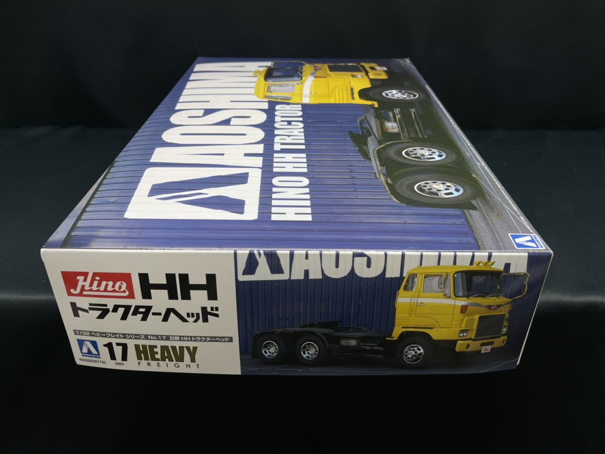 アオシマ　　日野 HH トラクターヘッド　HEAVY FREIGHT 　1/32 　 No.17　デコトラ　ヘビーフレイト　プラモデル_画像3