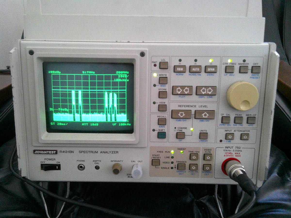 ADVANTEST スペクトラムアナライザ　R4131BN　美品　アドバンテスト_画像2