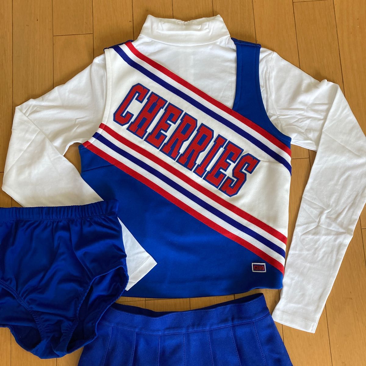 日本大学系列高校 チアリーディング部 CHERRIES ユニフォーム 日本大学系列高校 チアリーディング部 CHERRIES ユニフォーム