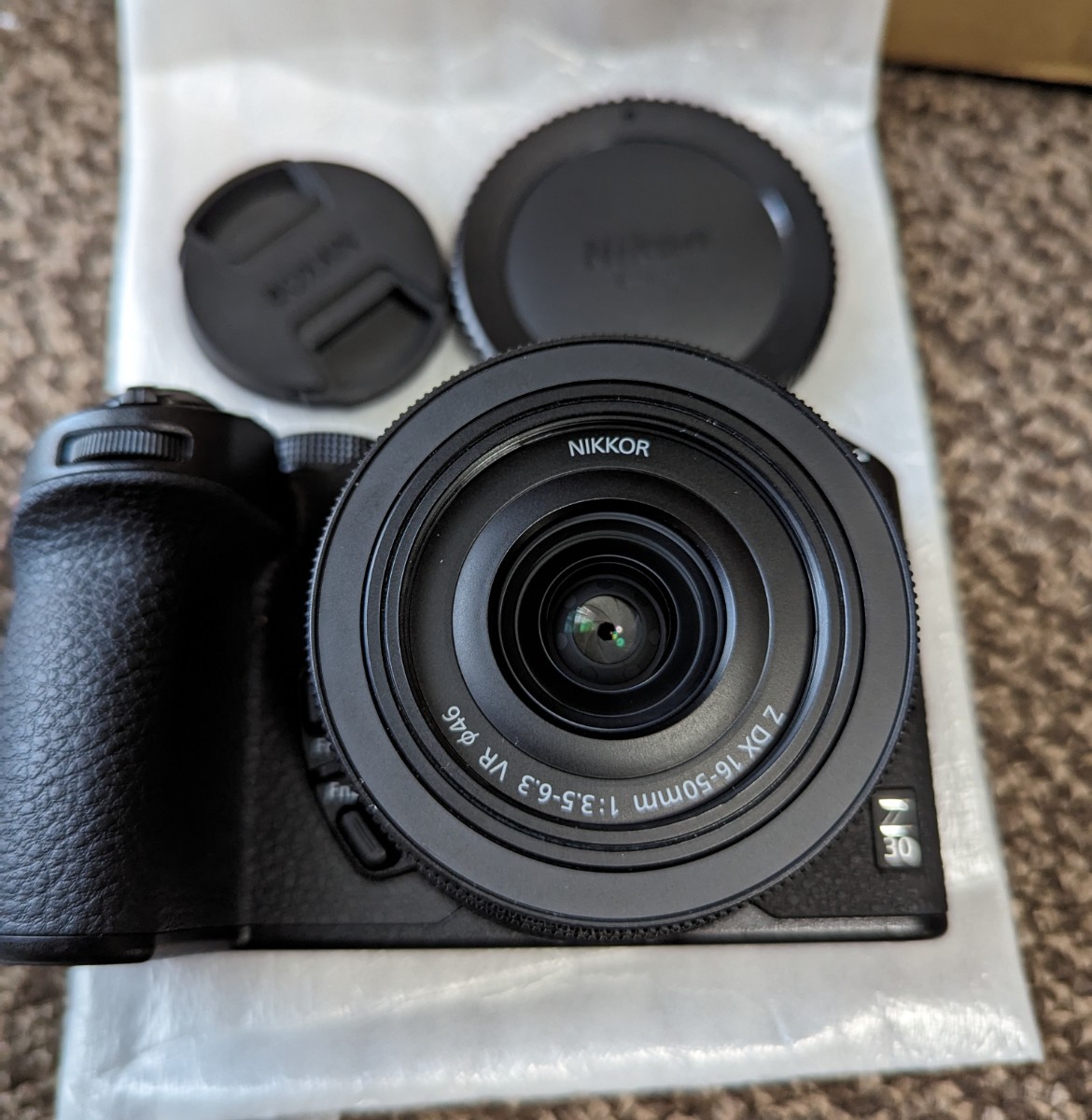 送料無料 極美品 Nikon ニコン Z30 16-50 VR レンズキット