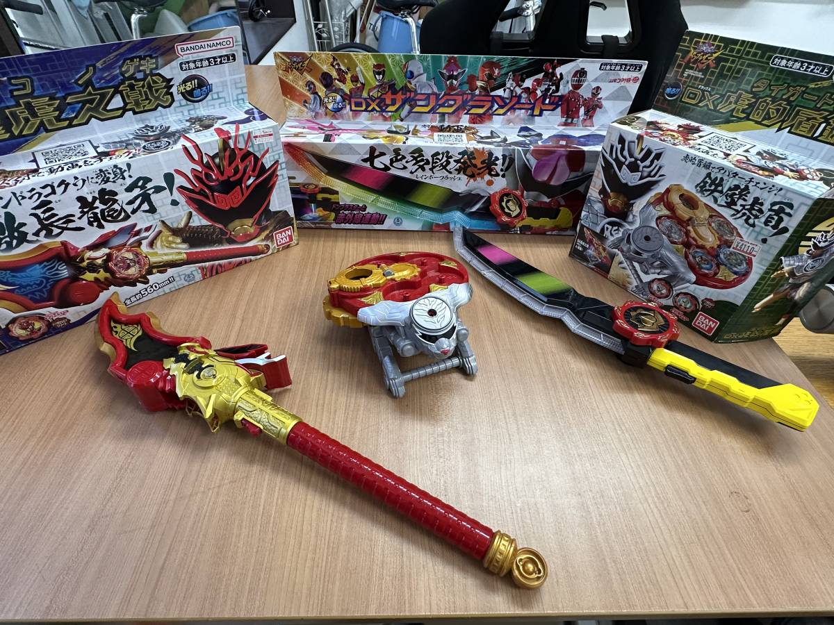 まとめ売り】バンダイ 暴太郎戦隊ドンブラザーズ DXザングラソード DX